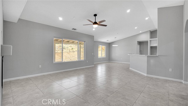 Detail Gallery Image 13 of 43 For 7939 Lassen Ave, Hesperia,  CA 92345 - 4 Beds | 2/1 Baths