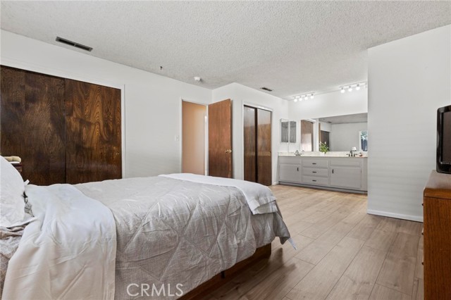 2170 Ramsey Way, Chico CA: https://media.crmls.org/medias/fa612f98-d79b-4906-8679-b28ed871f37b.jpg