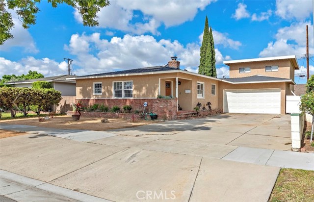 884 N Hart St, Orange, CA 92867