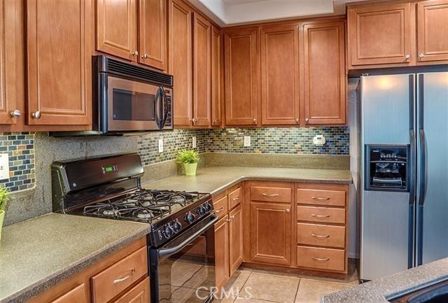 Detail Gallery Image 14 of 17 For 848 Almond, San Marcos,  CA 92078 - 2 Beds | 2/1 Baths