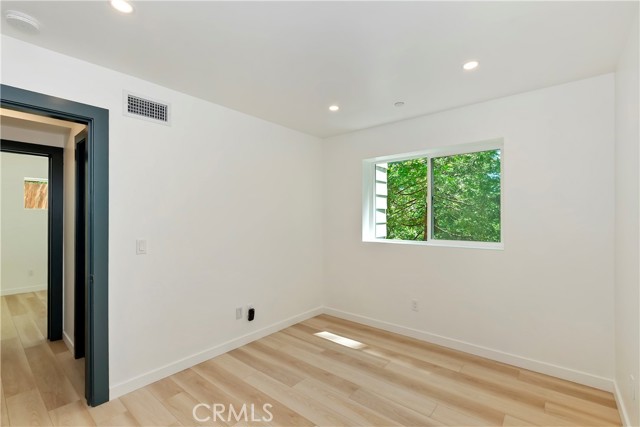 Detail Gallery Image 40 of 46 For 441 Oriole Dr #3,  Twin Peaks,  CA 92391 - 3 Beds | 1/1 Baths