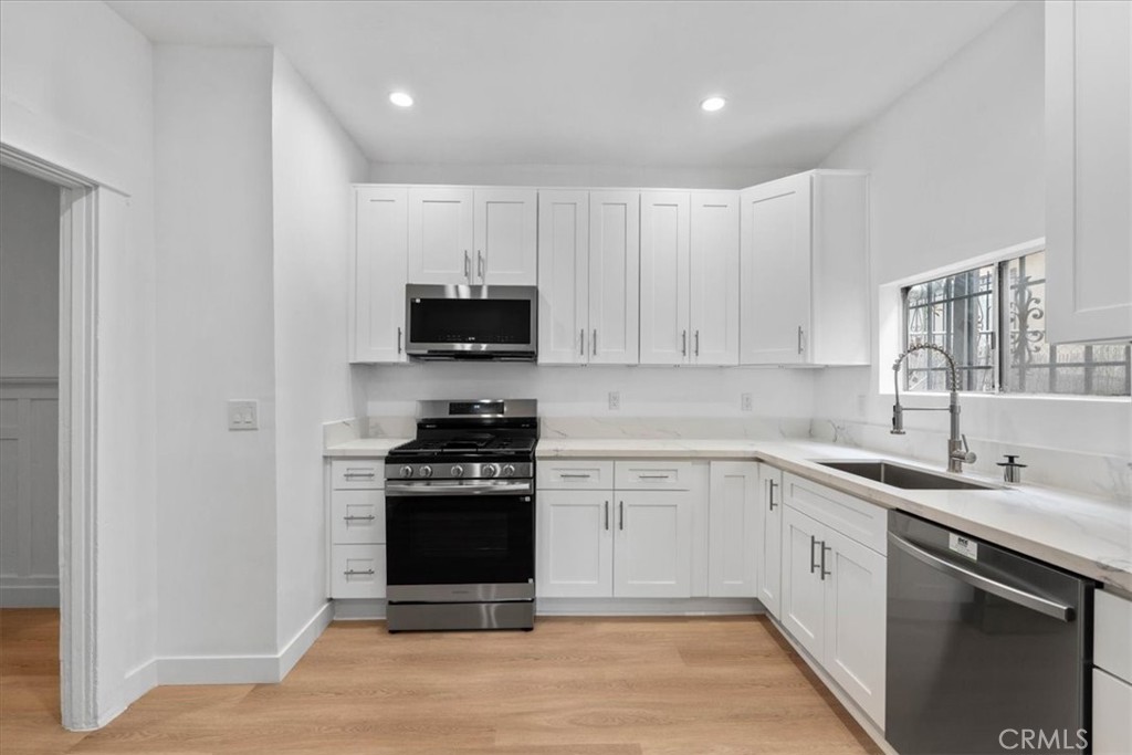 MLS #PW25270043 image #4