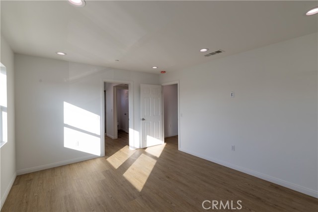 Detail Gallery Image 9 of 21 For 211 N Hathaway a,  Santa Ana,  CA 92703 - 3 Beds | 2/1 Baths