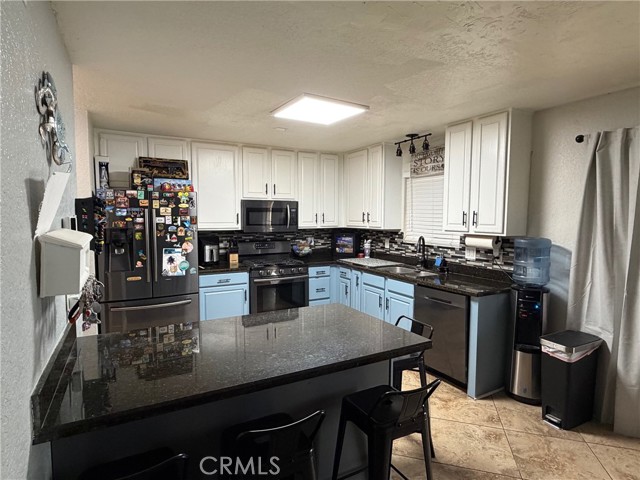 Detail Gallery Image 6 of 16 For 221 Mariposa Trl, Blythe,  CA 92225 - 4 Beds | 3/1 Baths