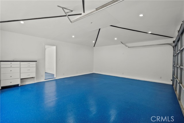 4825 San Feliciano Drive, Woodland Hills CA: https://media.crmls.org/medias/fa63f895-fd3c-476d-b917-796b52e572d4.jpg