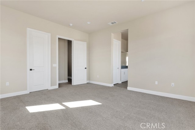 Detail Gallery Image 21 of 39 For 12979 Davona Dale Rd, Apple Valley,  CA 92308 - 5 Beds | 4/1 Baths