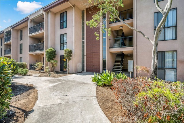 Detail Gallery Image 17 of 19 For 7855 Cowles Mountain Ct #A2,  San Diego,  CA 92119 - 2 Beds | 2 Baths