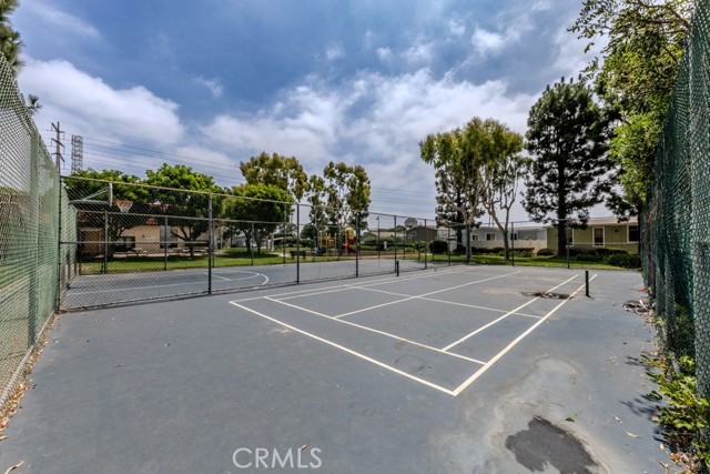 Detail Gallery Image 39 of 50 For 3595 Santa Fe Ave #278,  Long Beach,  CA 90810 - 3 Beds | 2 Baths