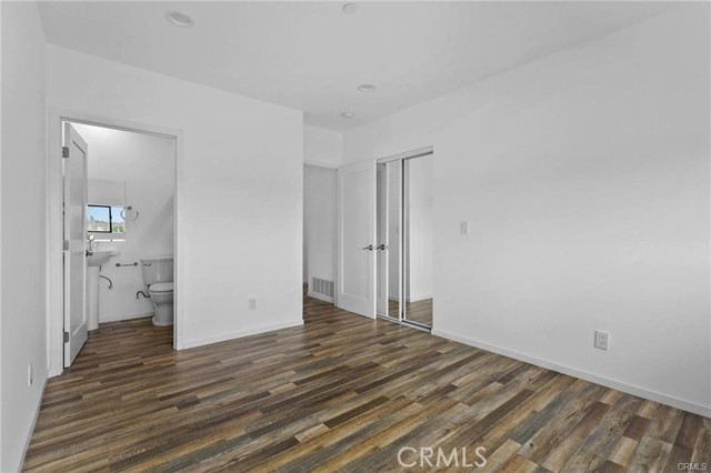 Detail Gallery Image 11 of 23 For 4136 3/4 Normal Ave #3/4,  Los Angeles,  CA 90029 - 2 Beds | 2 Baths