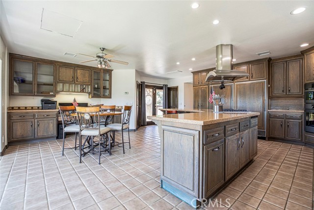 3225 Yardley Place, Simi Valley CA: https://media.crmls.org/medias/fa65f2e0-dacb-4a0d-9055-7321153590f7.jpg