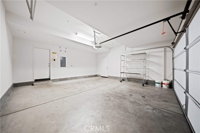 Detail Gallery Image 34 of 37 For 145 Mongoose, Irvine,  CA 92618 - 3 Beds | 3 Baths