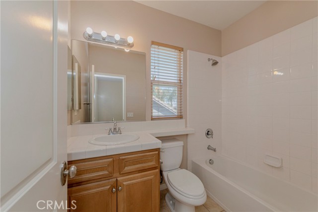 25228 Coral Canyon Road, Corona CA: https://media.crmls.org/medias/fa6685fb-a80b-4f75-afad-d81a506761d5.jpg