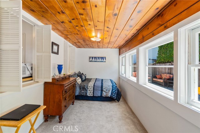 205 Huntington Street, Huntington Beach CA: https://media.crmls.org/medias/fa66d36d-bfb6-4197-9e15-034a8f72f774.jpg