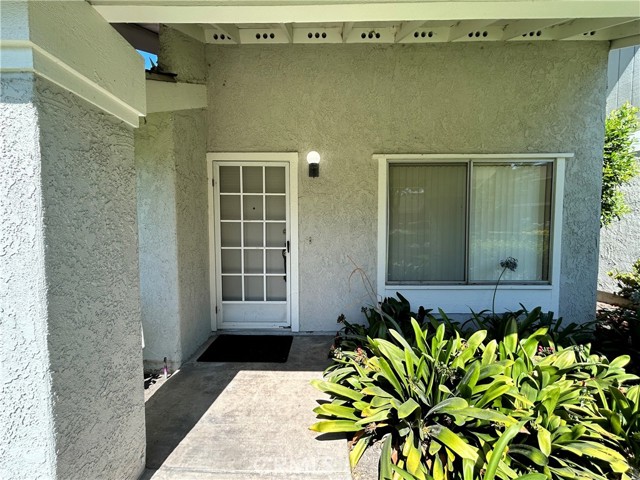 15 Wintergreen, Irvine CA: https://media.crmls.org/medias/fa67c53a-df67-48da-a81c-1e3e48d9fc8f.jpg