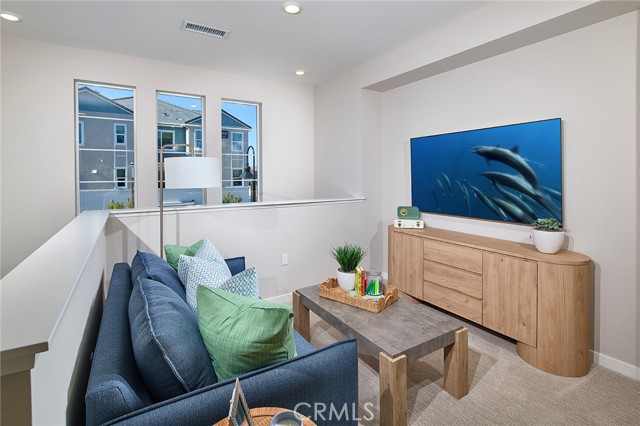 Image 9 of 22 For 12716 Rosemount Rd