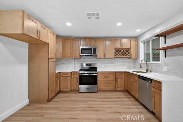 Detail Gallery Image 18 of 49 For 4392 Elm, Long Beach,  CA 90807 - 3 Beds | 2 Baths