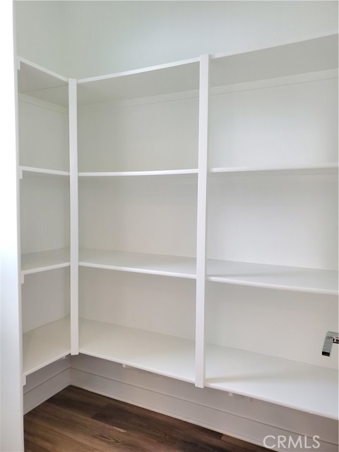 Detail Gallery Image 10 of 31 For 430 Transport, Tustin,  CA 92782 - 4 Beds | 3/1 Baths