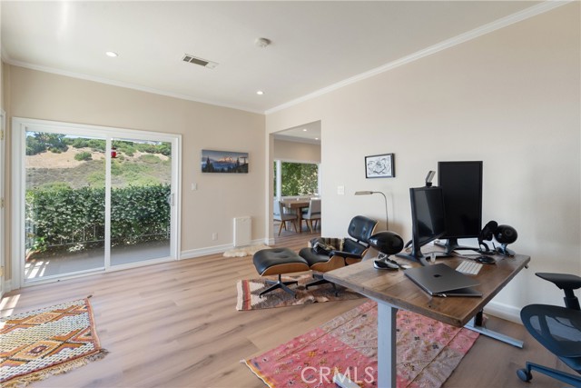 3666 Greve Drive, Rancho Palos Verdes CA: https://media.crmls.org/medias/fa686277-f1c8-466f-99cf-f1a2a1ddbebe.jpg