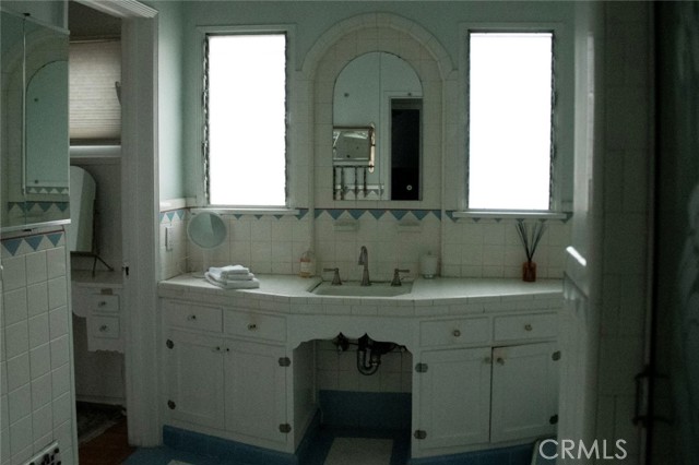 1054 South Corning photo 9