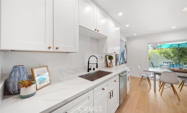 Image 10 of 42 For 6567 Woodburn Lane 7