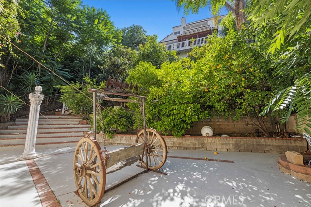3916 Carnavon Way, Los Angeles CA: https://media.crmls.org/medias/fa6a9b89-069e-42d6-8ed0-5c9fa05a2b4f.jpg