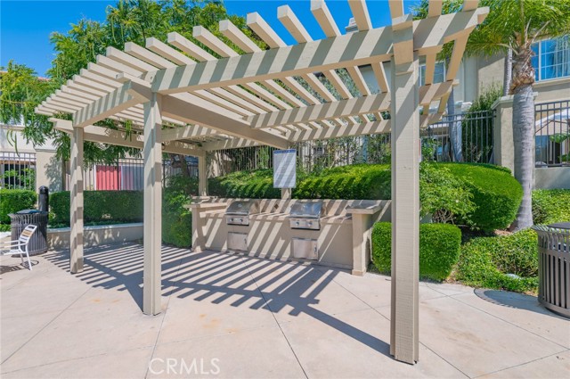825 Yorkshire, Irvine CA: https://media.crmls.org/medias/fa6adb99-d8bf-4a50-8e0e-8ca898265f3e.jpg