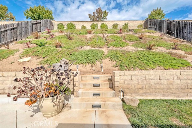 Detail Gallery Image 25 of 31 For 5665 Summerfield St, Camarillo,  CA 93012 - 3 Beds | 2 Baths