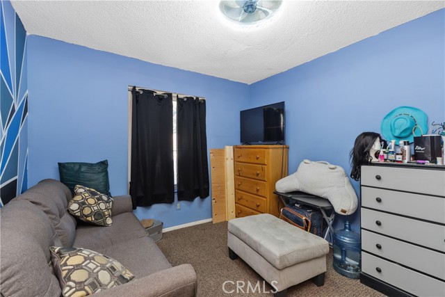 Detail Gallery Image 17 of 42 For 966 N Ironwood Ave, Rialto,  CA 92376 - 3 Beds | 2 Baths