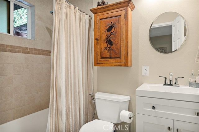 Detail Gallery Image 15 of 50 For 31791 Panorama Dr, Running Springs,  CA 92382 - 3 Beds | 2 Baths