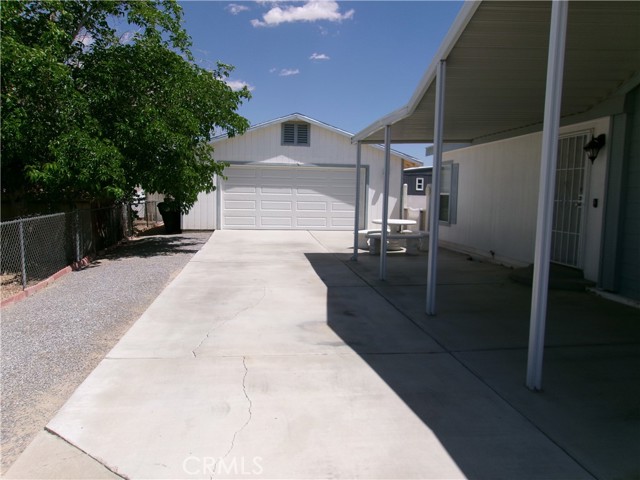 Detail Gallery Image 56 of 61 For 13983 Silver Lake Pl, Victorville,  CA 92395 - 3 Beds | 2 Baths