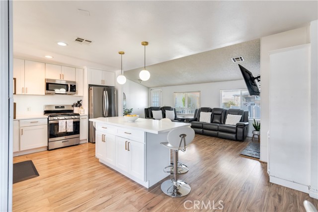 Detail Gallery Image 8 of 28 For 4080 Pedley #155,  Jurupa Valley,  CA 92509 - 3 Beds | 2 Baths