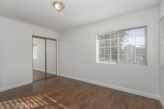 18639 Liggett, Northridge CA: https://media.crmls.org/medias/fa6c0b05-58e0-437d-8700-41330f739813.jpg