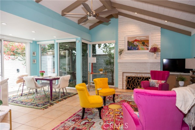 Detail Gallery Image 10 of 43 For 2542 Miramonte #B,  Palm Springs,  CA 92264 - 2 Beds | 2 Baths