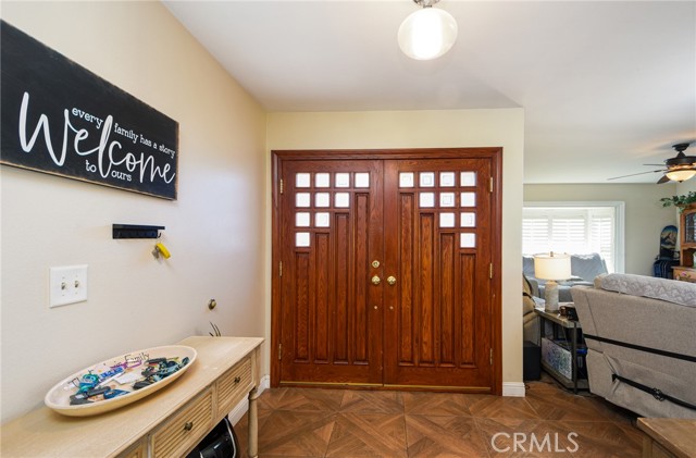 Detail Gallery Image 4 of 34 For 2014 Melba Ct, Corona,  CA 92879 - 4 Beds | 2 Baths