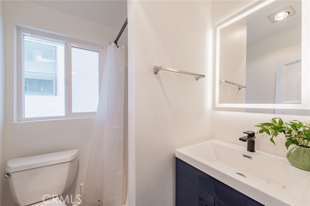 Detail Gallery Image 29 of 53 For 920 W Balboa, Newport Beach,  CA 92661 - 4 Beds | 4 Baths