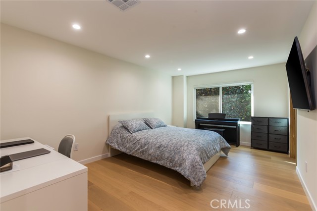 6512 Firmament photo 30