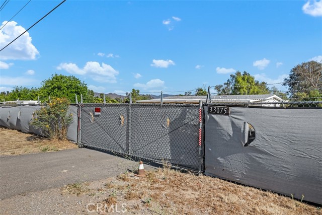 33075 Grand Avenue, Winchester CA: https://media.crmls.org/medias/fa6e8398-cd0a-47b1-8028-ac108d0a0164.jpg