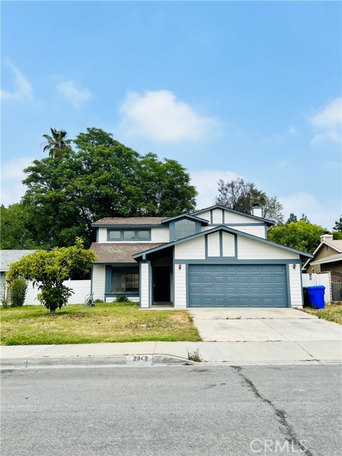 Detail Gallery Image 1 of 24 For 2342 Huff St, Colton,  CA 92324 - 3 Beds | 2/1 Baths