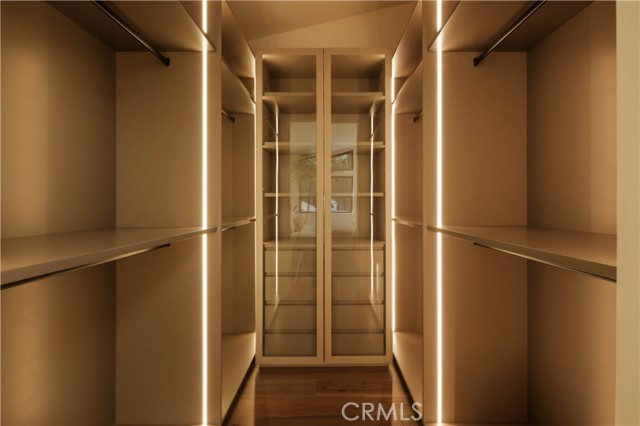 Image 33 of 50 For 12162 Laurel Terrace Drive