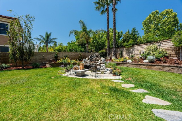 26941 Redwood Bluff Lane, Valencia CA: https://media.crmls.org/medias/fa6fca74-32ef-461e-9aeb-f18c01db7848.jpg