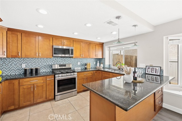 Detail Gallery Image 13 of 38 For 15940 Winbrook Dr, Chino Hills,  CA 91709 - 3 Beds | 2/1 Baths