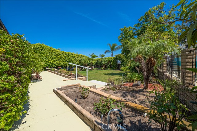 Detail Gallery Image 6 of 60 For 2550 Pacific Coast Hwy #207,  Torrance,  CA 90505 - 2 Beds | 2 Baths