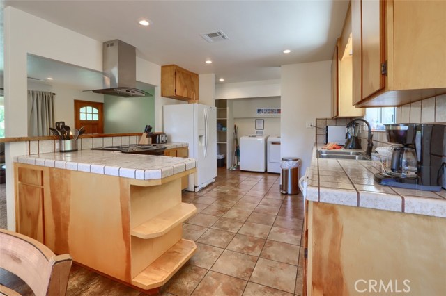 Detail Gallery Image 9 of 42 For 50986 Road 632, Oakhurst,  CA 93644 - 3 Beds | 2 Baths