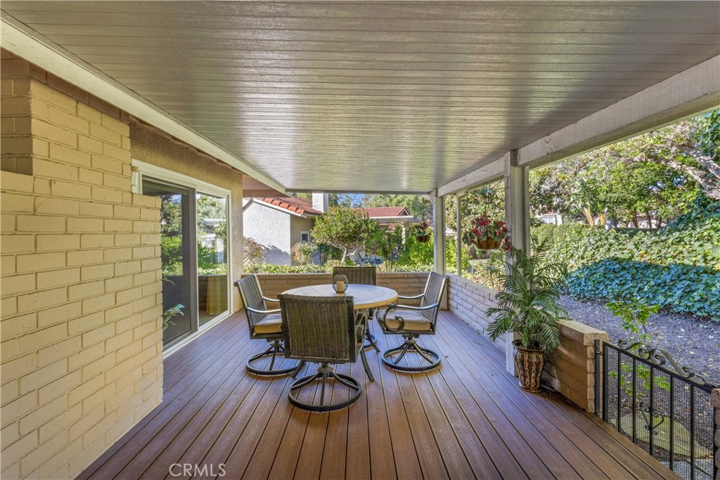 MLS #OC25257663 image #27