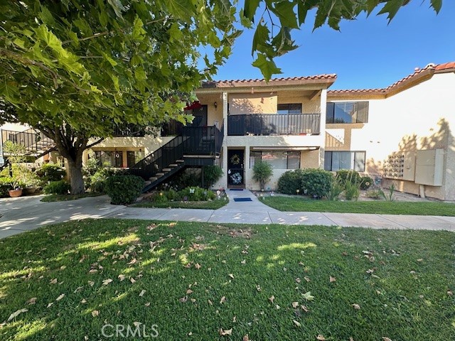 Detail Gallery Image 1 of 16 For 43131 Wall St #J,  Hemet,  CA 92544 - 2 Beds | 2 Baths