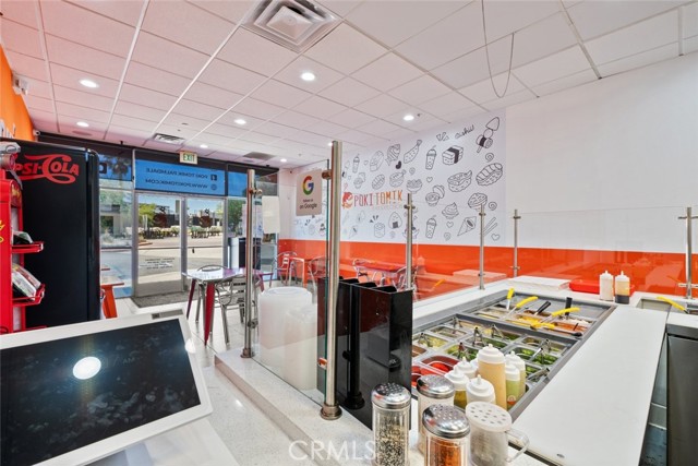 39438 Trade Center Drive, Palmdale CA: https://media.crmls.org/medias/fa74b8bd-3ab9-4b0c-a58d-82223e2da669.jpg