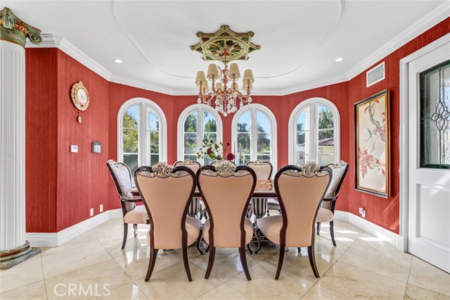 Detail Gallery Image 14 of 56 For 2290 Lombardy, San Marino,  CA 91108 - 5 Beds | 5 Baths