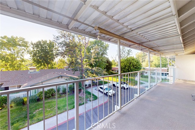 677 Via Alhambra, Laguna Woods CA: https://media.crmls.org/medias/fa759e9d-20f7-4a4b-941e-7261340d8bf6.jpg