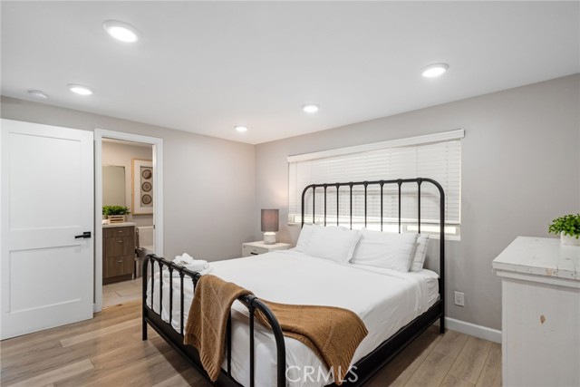 2208 The Strand, Manhattan Beach CA: https://media.crmls.org/medias/fa75d37a-ee47-4c01-b625-f9e8f5026e11.jpg
