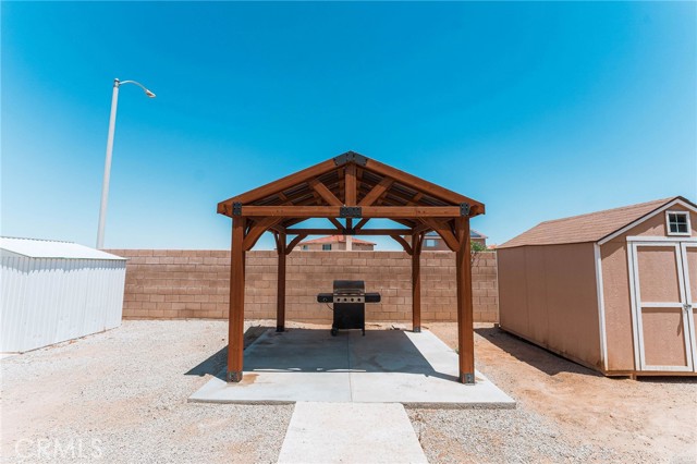 Detail Gallery Image 23 of 29 For 15193 Arcadian St, Adelanto,  CA 92301 - 5 Beds | 3 Baths